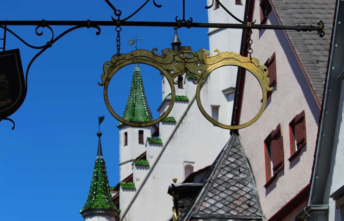 Lee más sobre el artículo Historia de la Óptica y Optometría