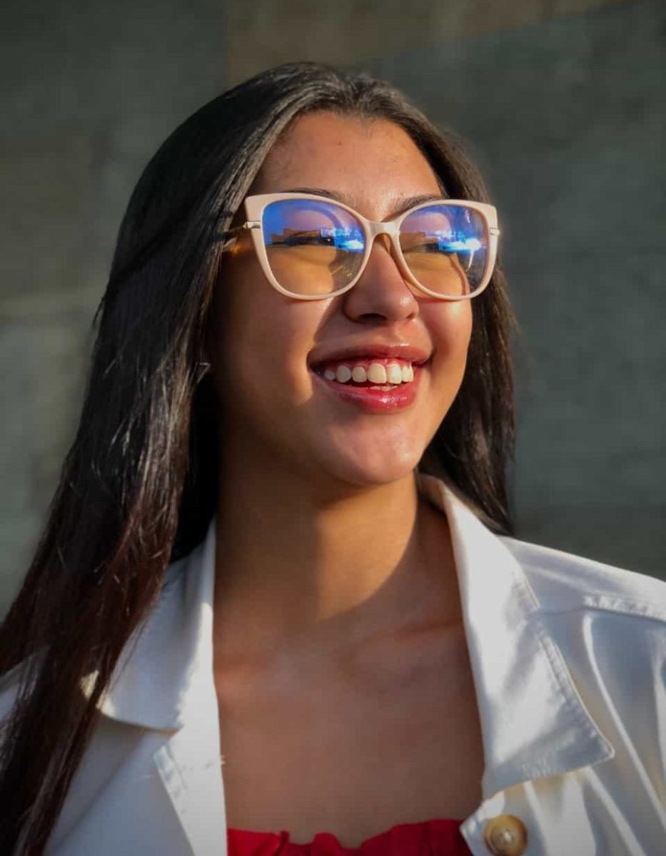 Monturas de gafas para mujer en estilo Agatado