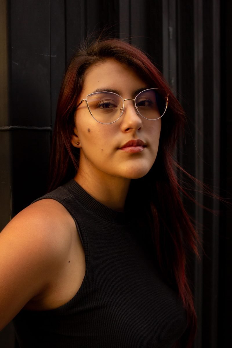marco de gafas para mujer modernas