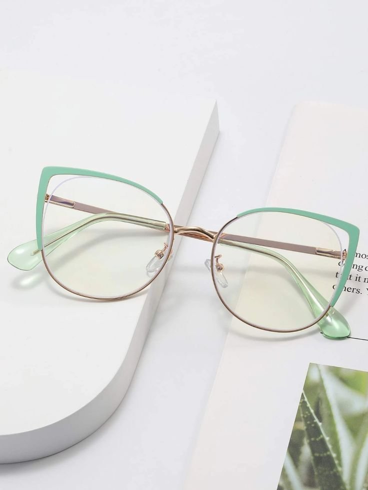 gafas agatadas mujer