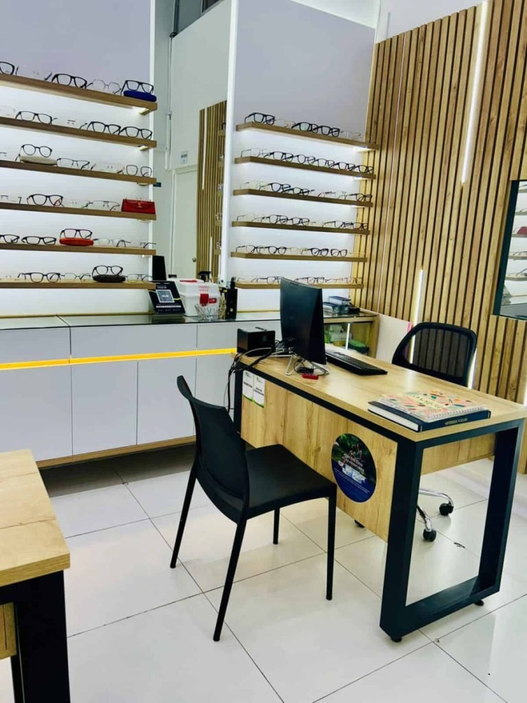 optica-medellin-cerca-de-mi-ubicacion