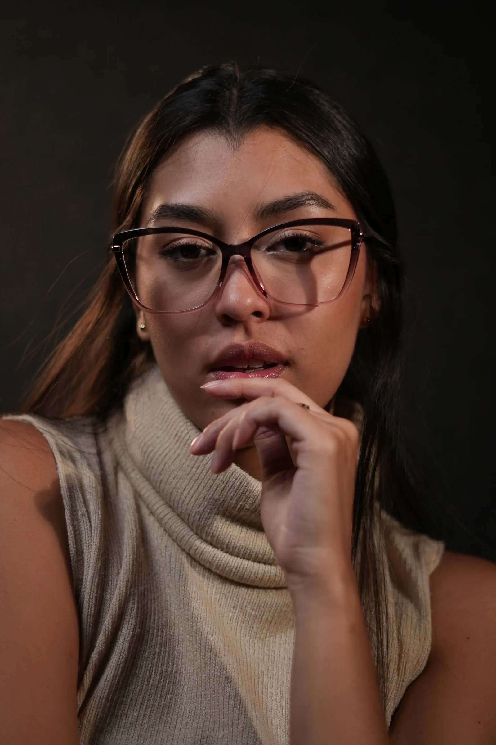 Gafas con forma de gato negro degradado rosado