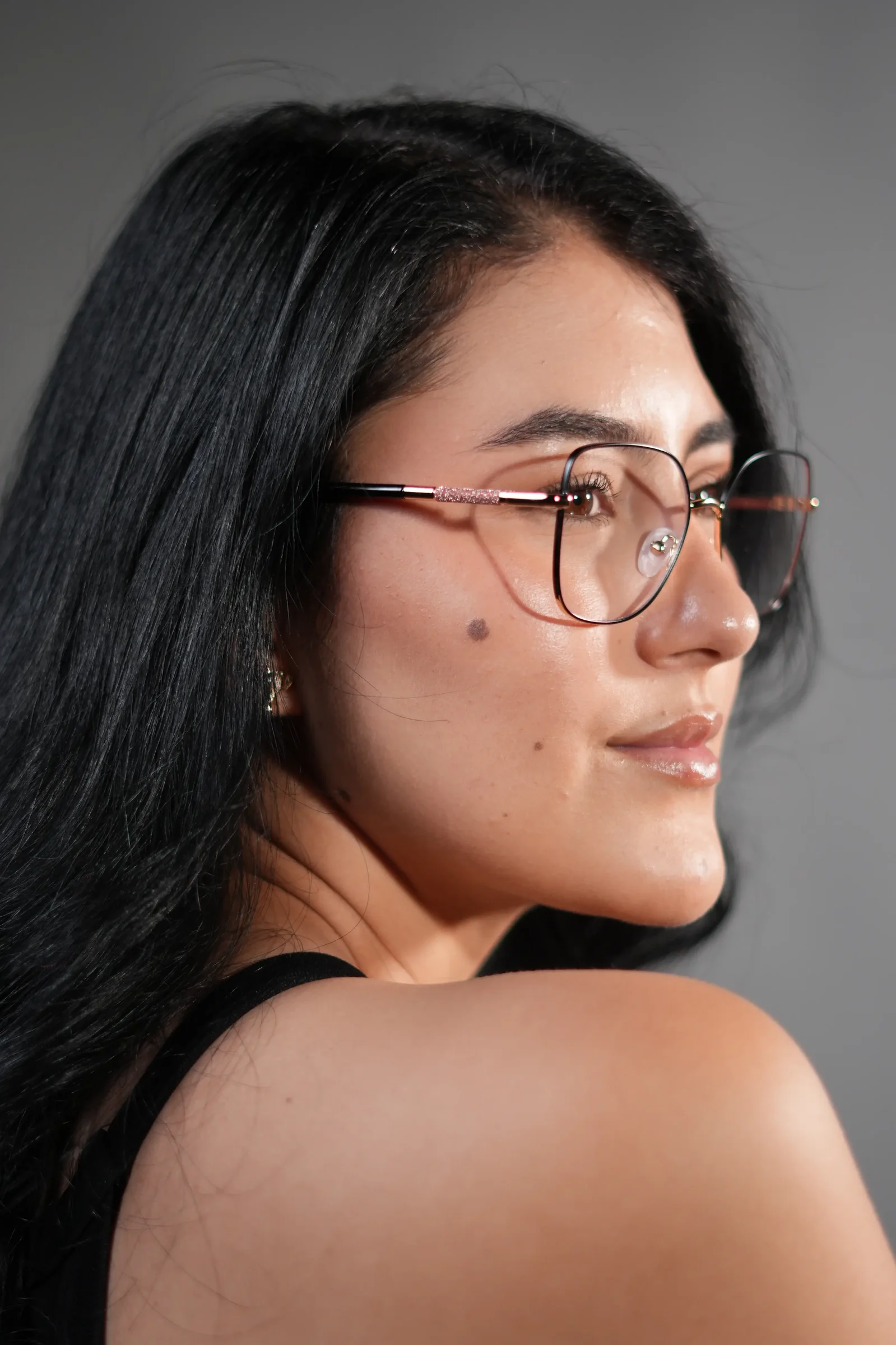 Gafas cuadradas para mujer negro y dorado