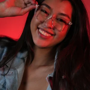 Gafas cuadradas para mujer en acetato transparente – Ref. 83618