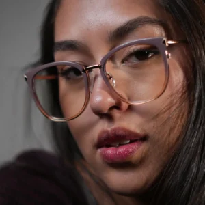 Gafas ojo de gato para mujer combinadas malva – Ref. 95314