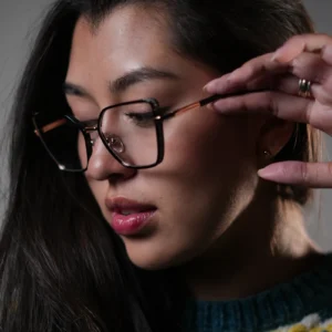 Gafas ojo de gato para mujer metálicas negro y oro rosa – Ref. 82144