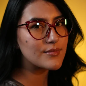 Gafas ojo de gato para mujer en acetato rojo vino – Ref. 92302