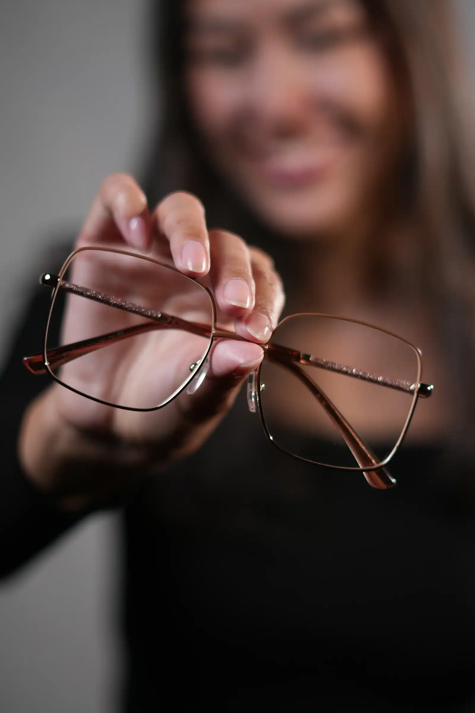 Lentes cuadrados para mujer oro rosa estilo elegante