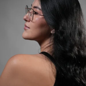 Gafas cuadradas para mujer metálicas negro y dorado – Ref. 82125